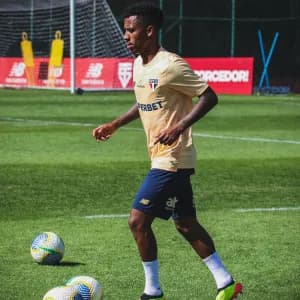 Marcos Antônio pode estrear pelo São Paulo contra o Flamengo, que o quis