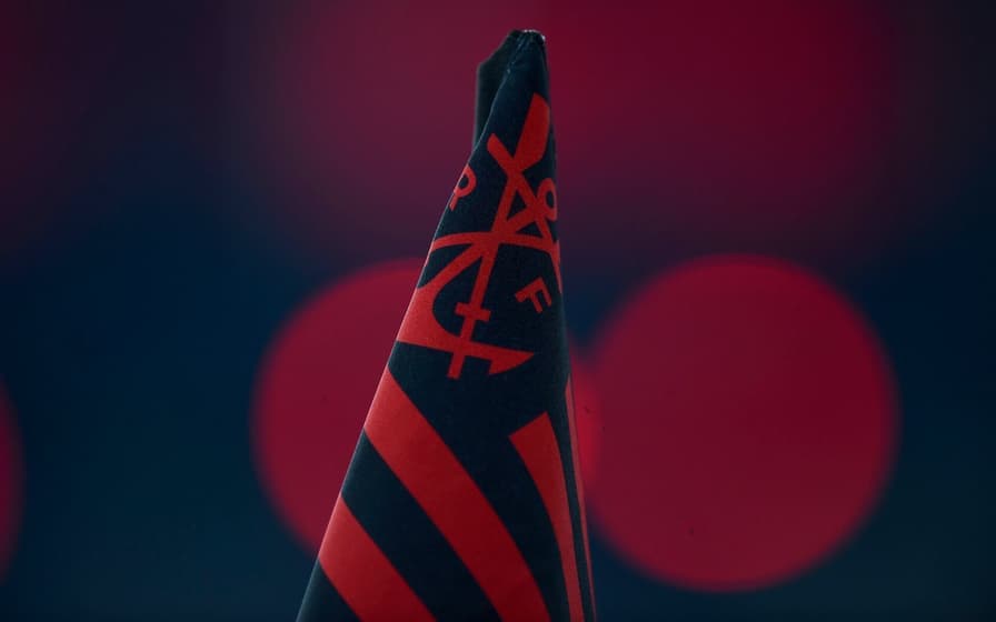 Quem ganha mais? Compare contratos da Adidas com Flamengo e clubes europeus