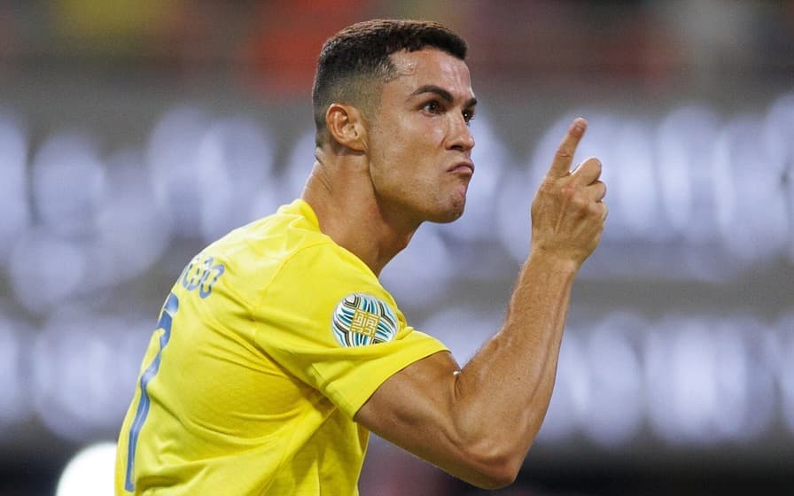 Flamengo é ultrapassado por time de Cristiano Ronaldo no número de seguidores no Instagram