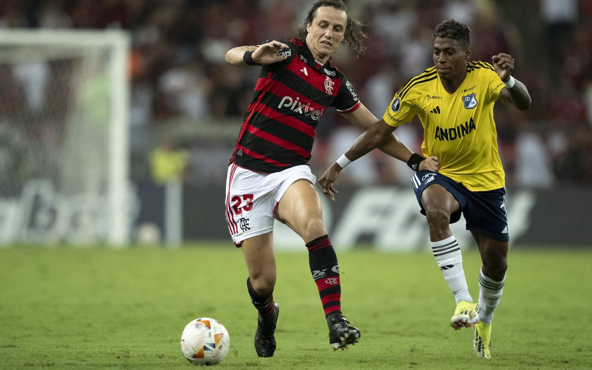 Internautas se derretem com atuação de jogador do Flamengo: ‘Lembrou aquele do Chelsea e PSG’