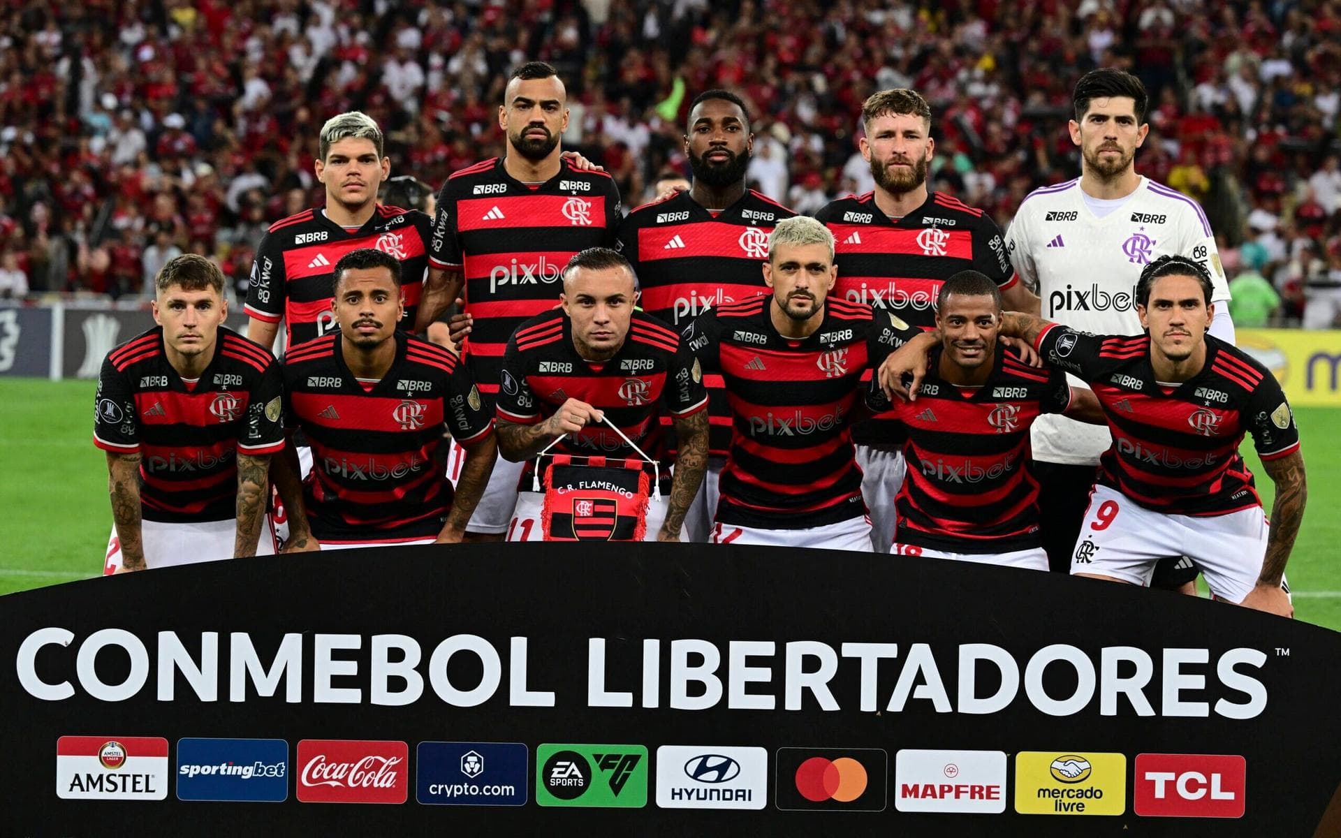 Após punição de Gabigol, torcedores do Flamengo elegem sucessor para camisa 10