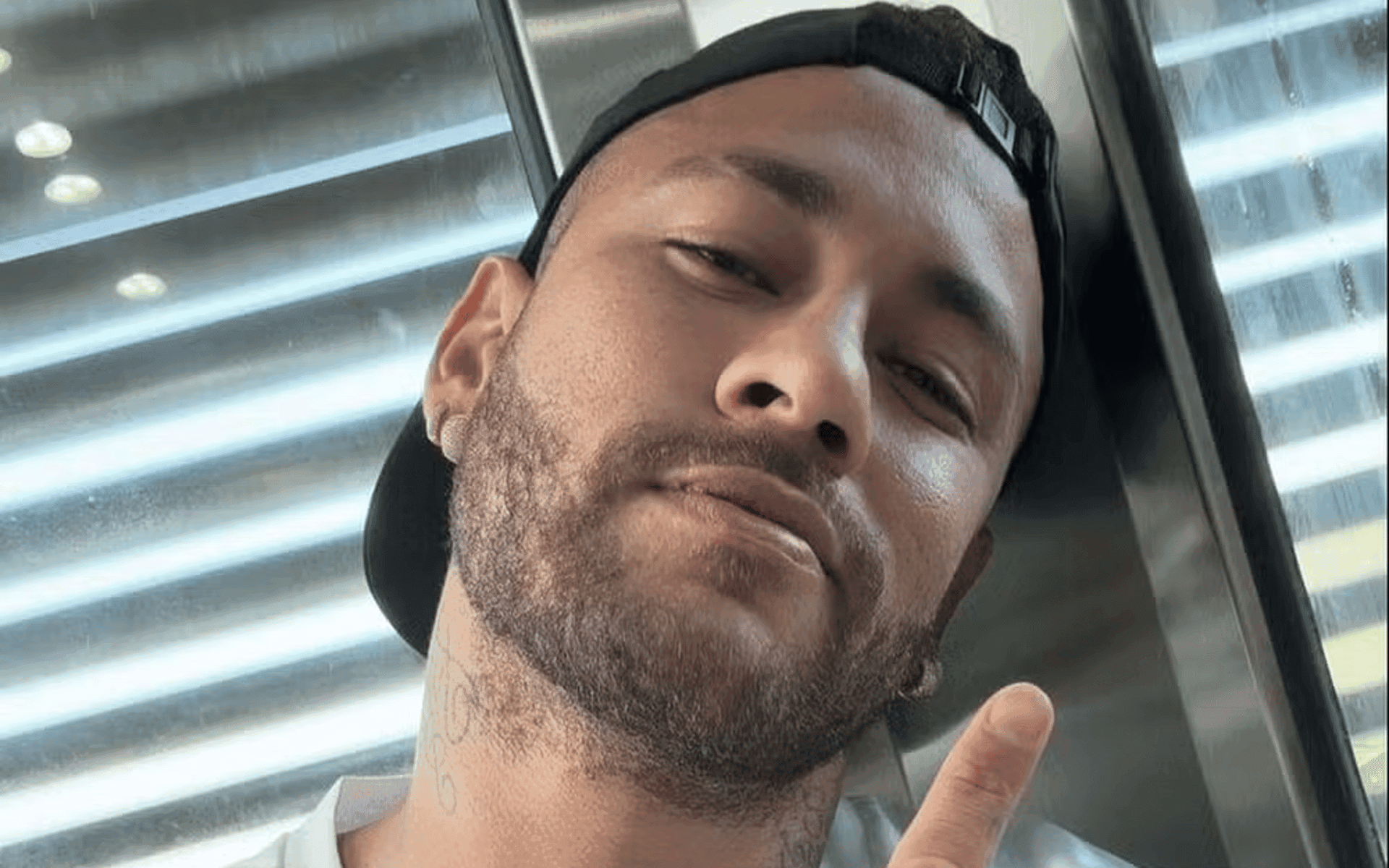 Flamengo ou Santos? Neymar ‘responde’ críticas com postagem em rede social