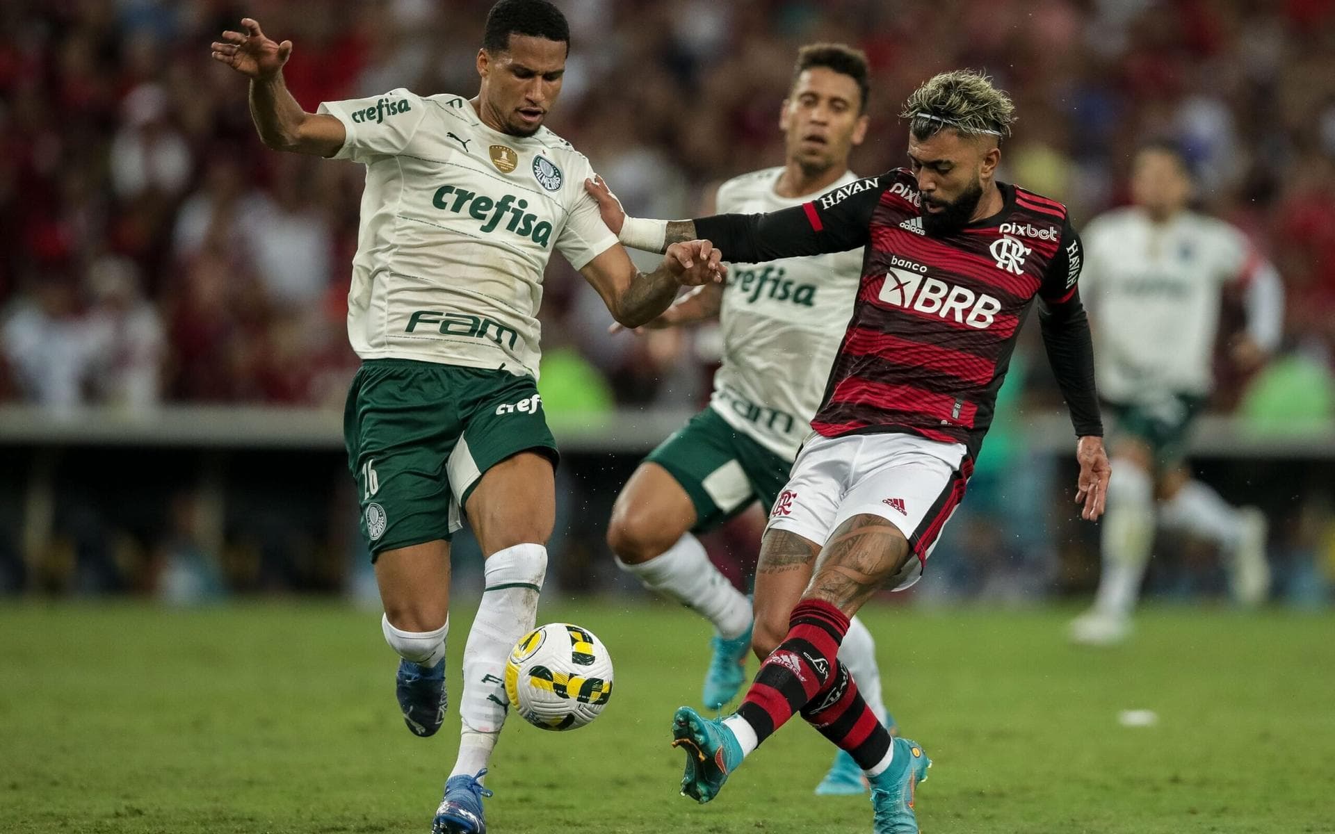 Gabigol no Palmeiras? Flamengo tem histórico de perder ídolos para rivais; relembre