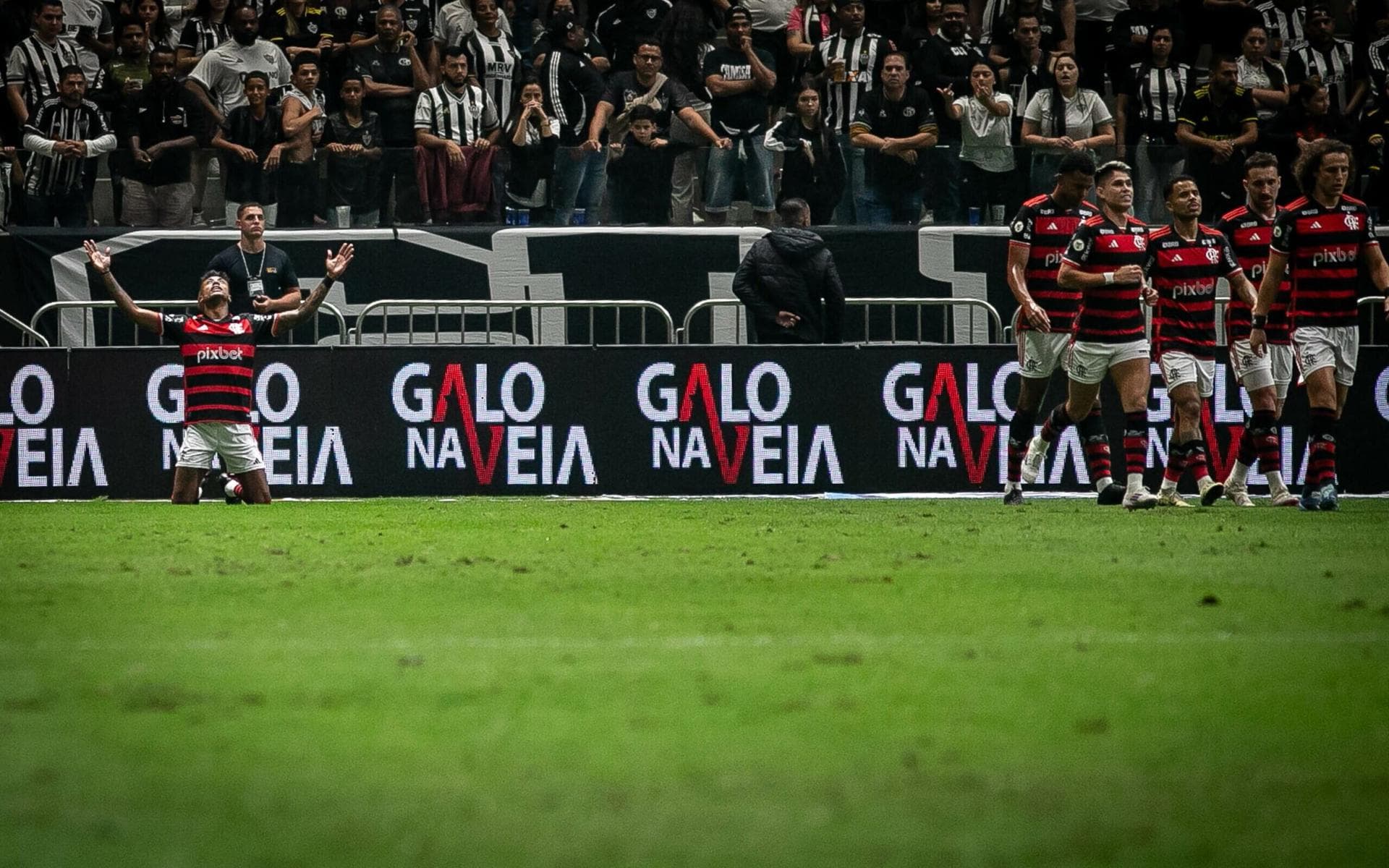 Vitória do Flamengo sobre Atlético-MG evidencia diferença entre os elencos