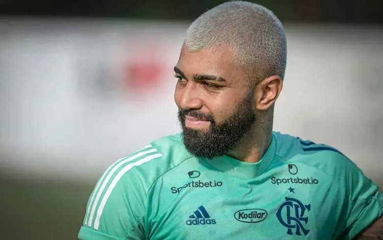 Internautas brincam com Flamengo x Palmeiras na Copa do Brasil: ‘Gabigol joga em qual?’