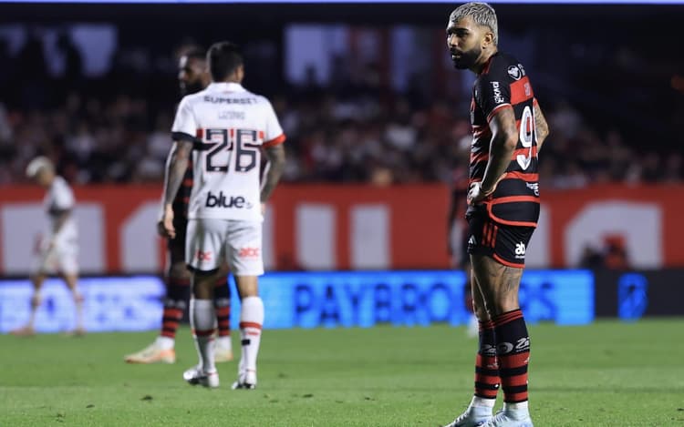 Trapalhada de Gabigol contra o São Paulo viraliza nas redes sociais: ‘Apanhou da bola’