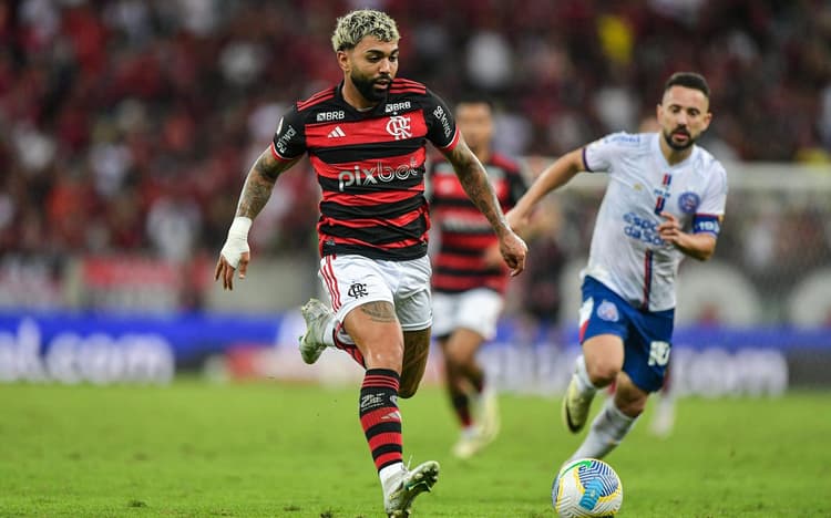 Com Gabi no comando do ataque, Tite escala Flamengo para encarar o Athletico