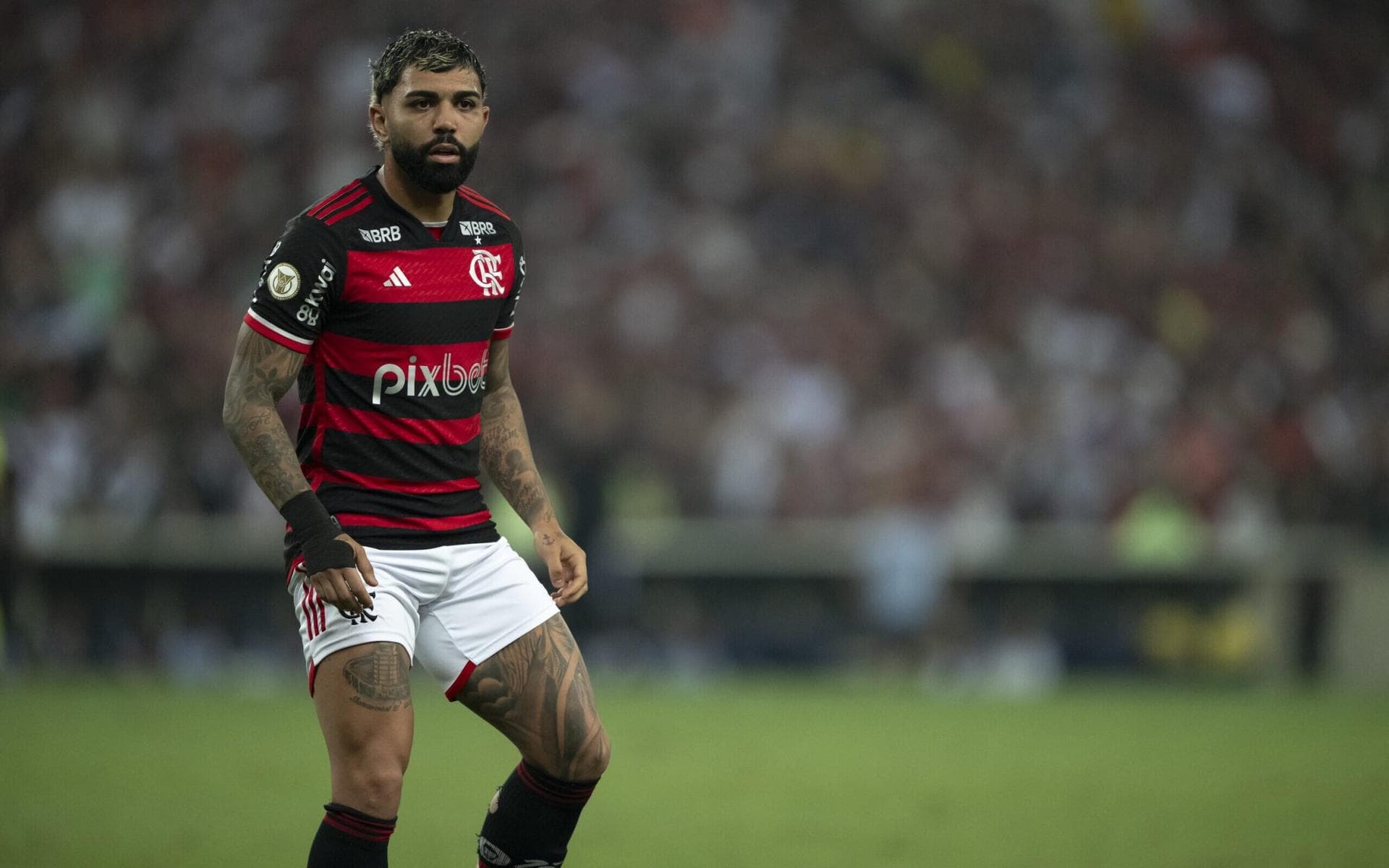 Gabigol publica imagem misteriosa, e torcedores questionam futuro no Flamengo