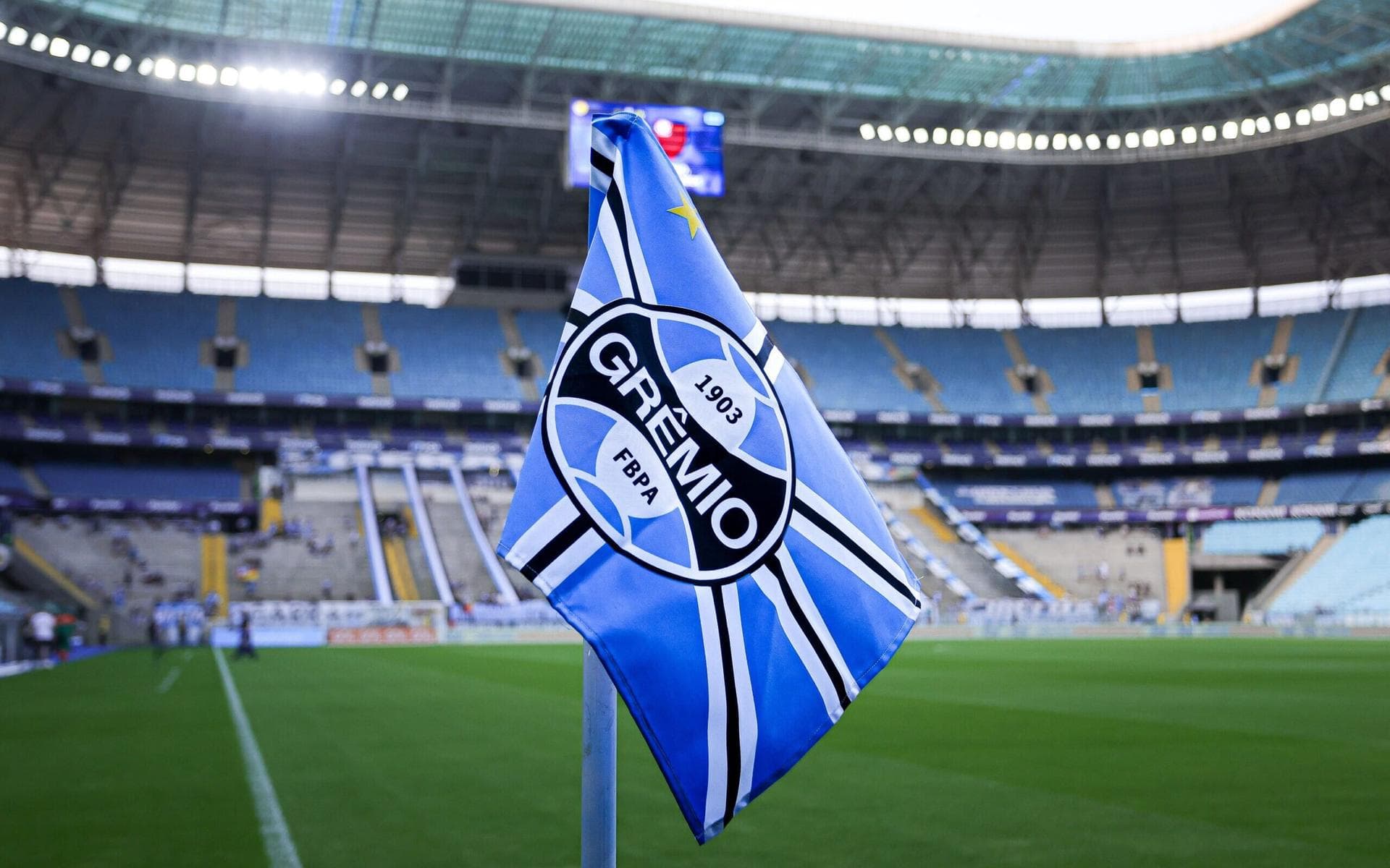 Grêmio: perícias contratadas pelo clube descartam injúria racial em jogo do Flamengo