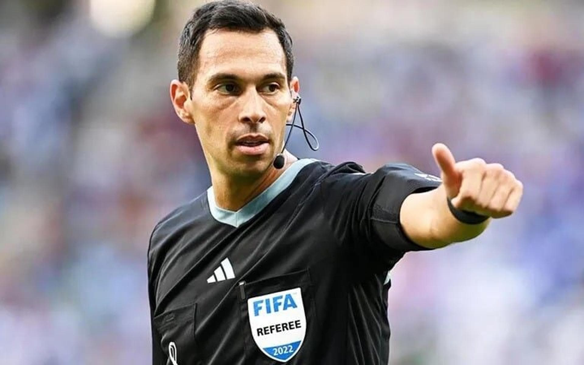 Especialista analisa árbitro de Peñarol x Flamengo: ‘Jogo parado e com muita cera’