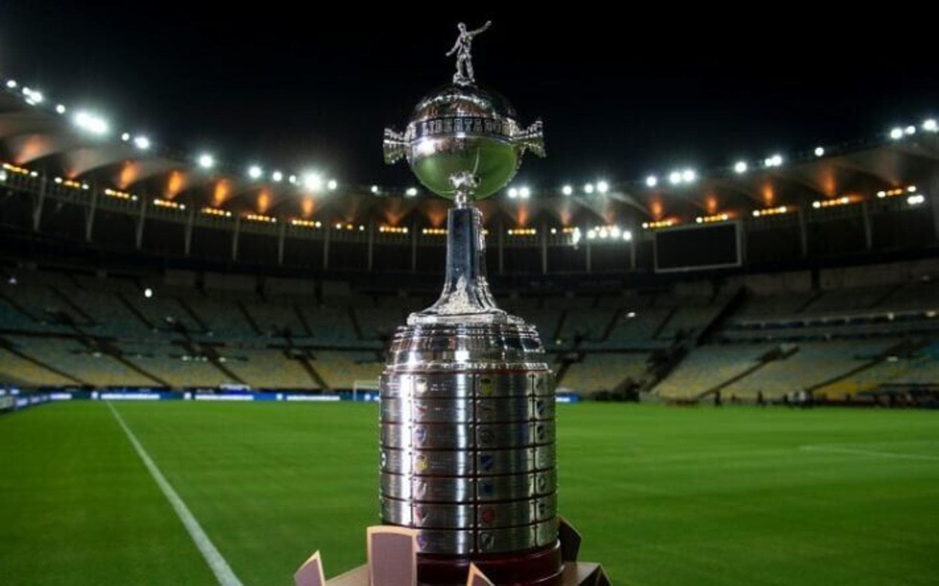 Libertadores: vidente crava classificados para semifinal e projeta virada