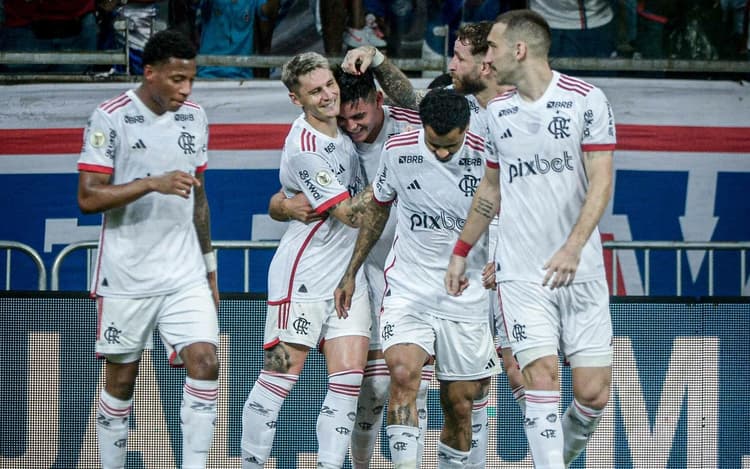 Com mudanças, Flamengo está escalado para enfrentar o Fluminense