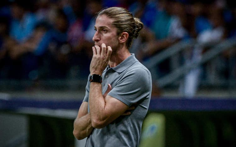 Flamengo tem novidades na escalação diante do Internacional