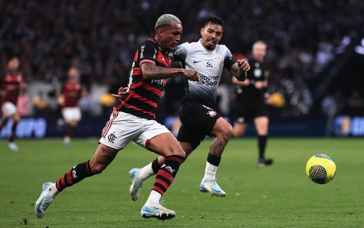 Wesley rebate provocação de Matheuzinho após classificação do Flamengo: “A gente gosta”
