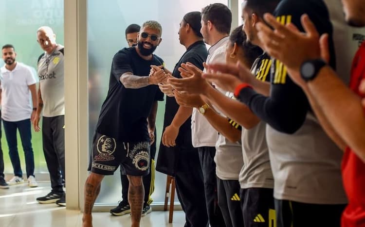 Jornalista se justifica após crítica ao vídeo da volta de Gabigol ao Flamengo: ‘Mimado’