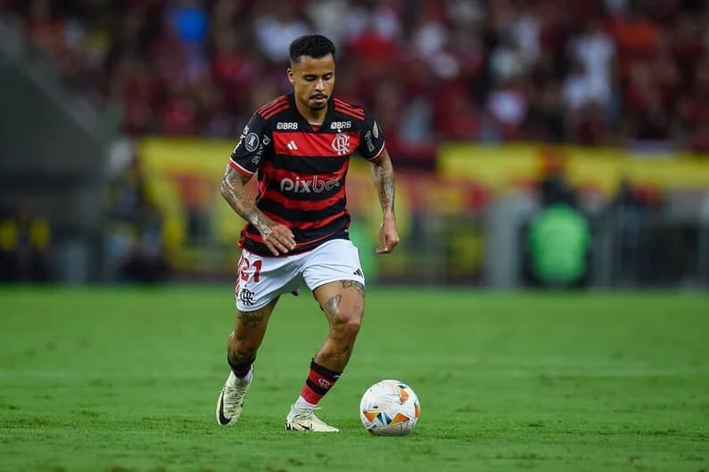 Allan, do Flamengo, é apontado pelos torcedores como culpado pela derrota