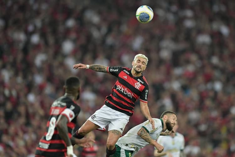 Gols e melhores momentos da vitória do Flamengo sobre o Palmeiras na Copa do Brasil
