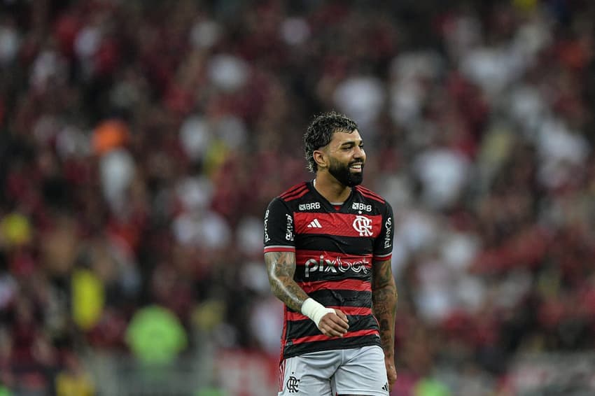 Filipe Luis rasga elogios a Gabigol e justifica escolha: ‘Ídolo histórico’