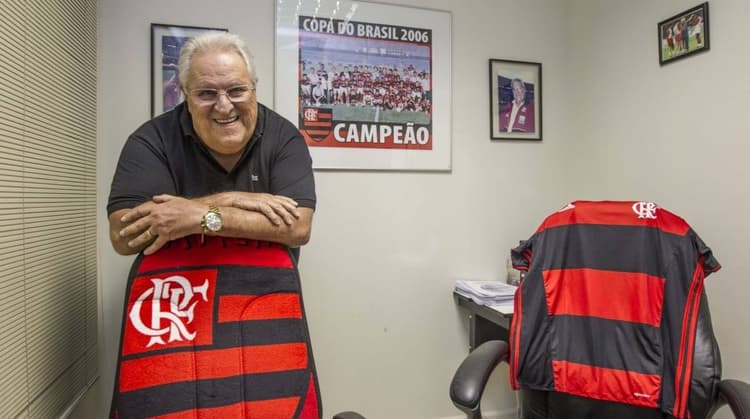 Passagem de Apolinho pelo Flamengo teve frustração com 'melhor ataque do mundo'