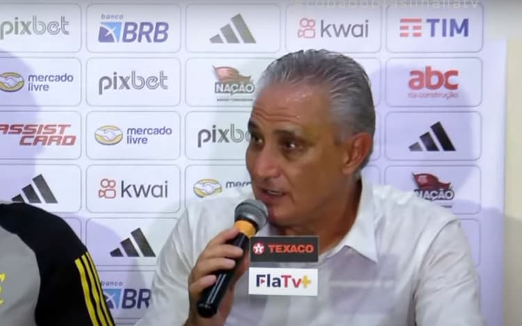 Tite reclama do gramado em vitória do Flamengo e revela conversa com Gabigol: 'É importante'