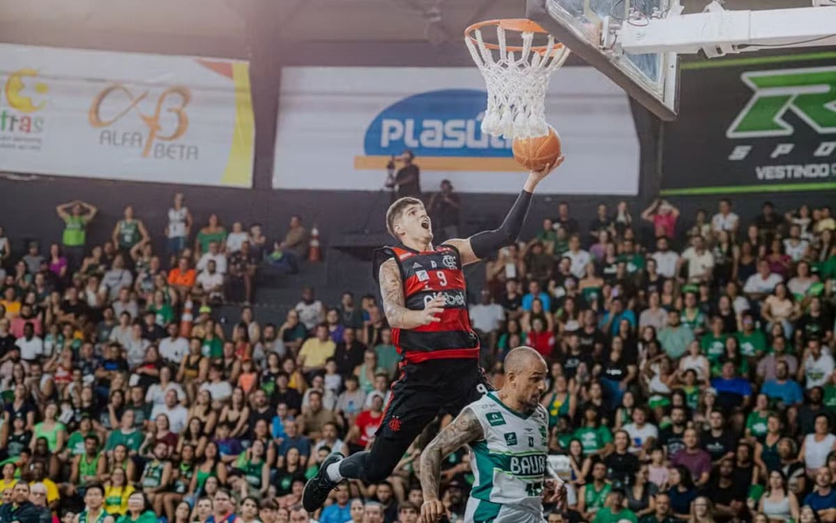 Basquete: Flamengo atropela o Bauru e vai à decisão do NBB
