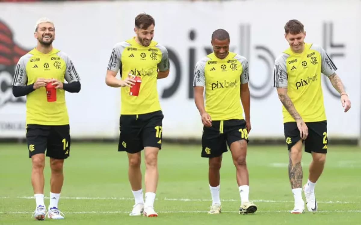 Com grupo tranquilo, uruguaios do Flamengo devem desfalcar equipe em mais dois jogos