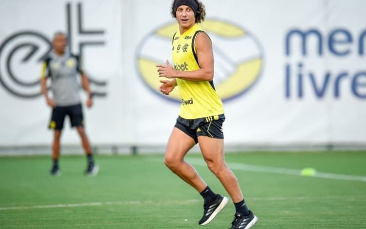 David Luiz cita importância de Tite em 'fico' e rejeita rótulo de 'psicólogo' no Flamengo