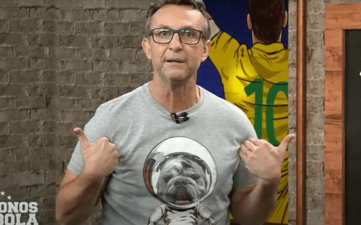 Neto detona foto de auxiliar do Corinthians com jogadores do Flamengo: 'Ficar com o inimigo?'