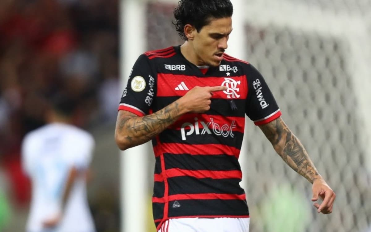 Pedro lidera artilharia do Brasil e se aproxima de melhor marca pelo Flamengo