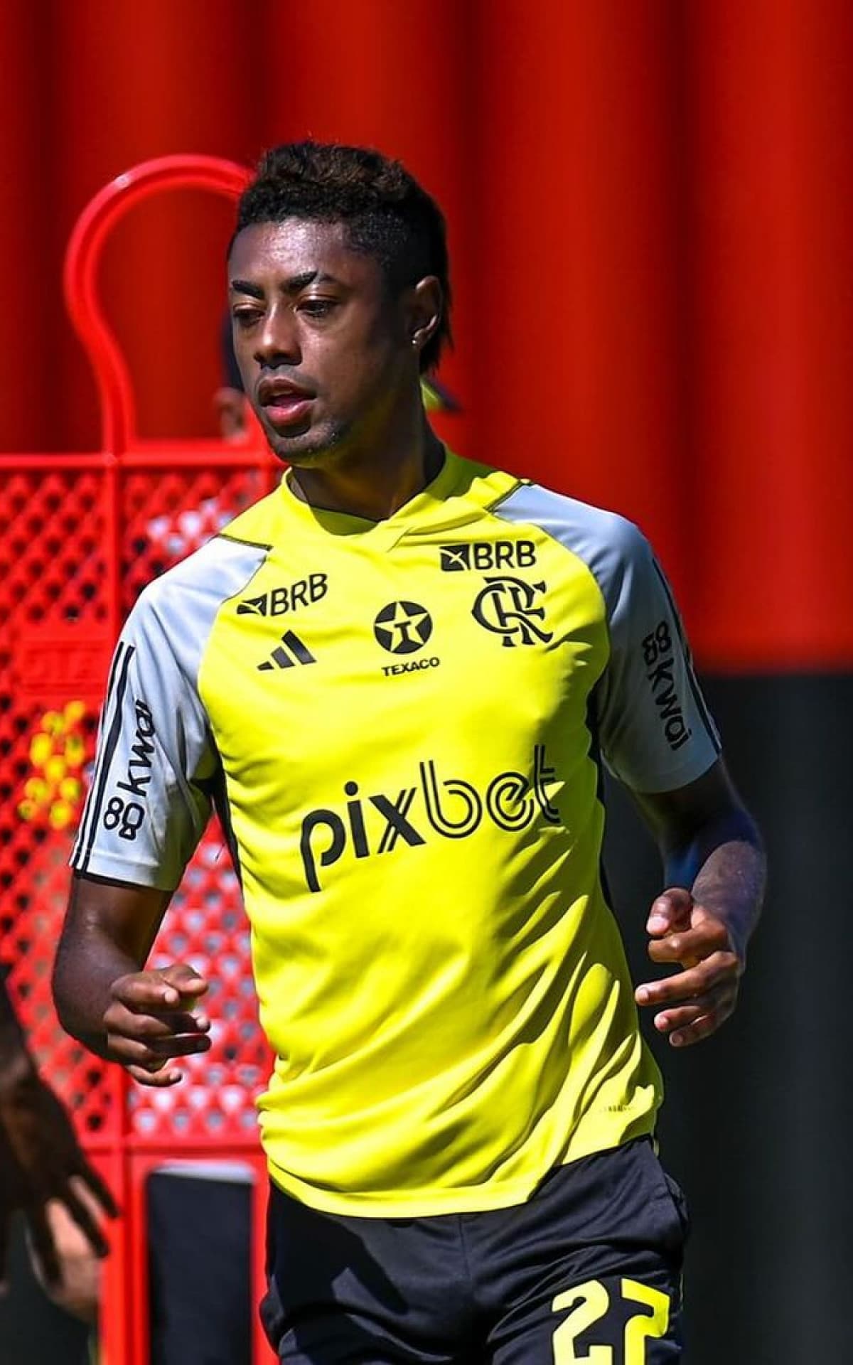 Decisivo novamente, Bruno Henrique supera número de gols das duas últimas temporadas