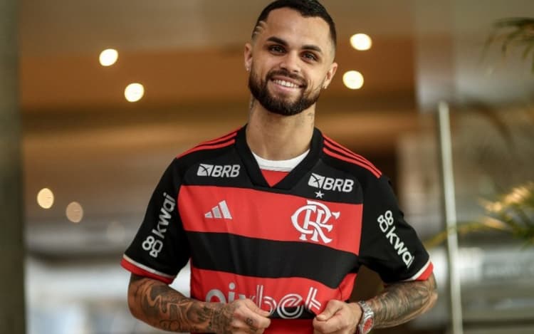 Flamengo anuncia a contratação de Michael