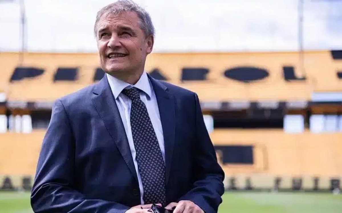 Técnico do Peñarol projeta embate com o Flamengo: 'Tudo é possível'