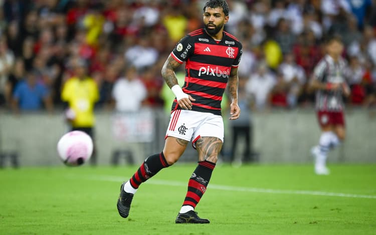Gabigol ganha sequência no Flamengo, mas segue pouco efetivo