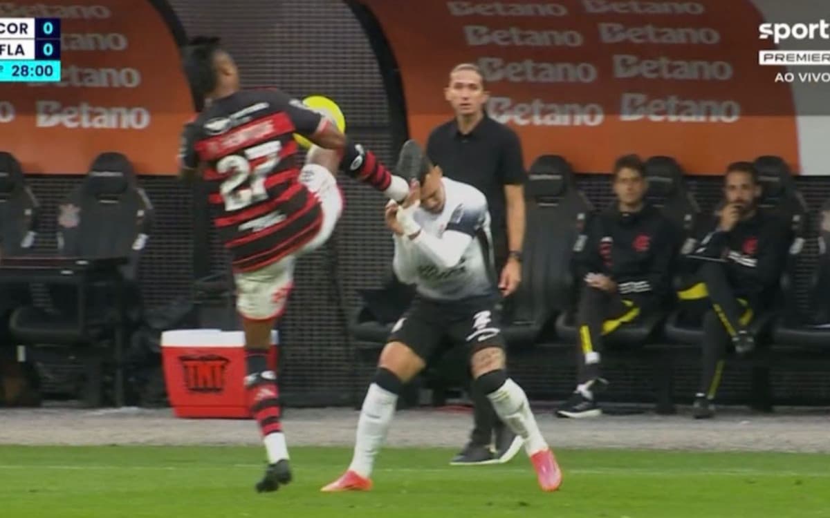 Corinthians x Flamengo: assista ao lance da expulsão de Bruno Henrique