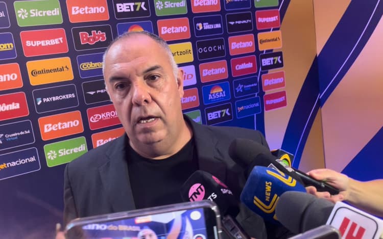 Braz minimiza Flamengo decidindo fora e ironiza pressão do Atlético-MG: 'Desde os anos 80'