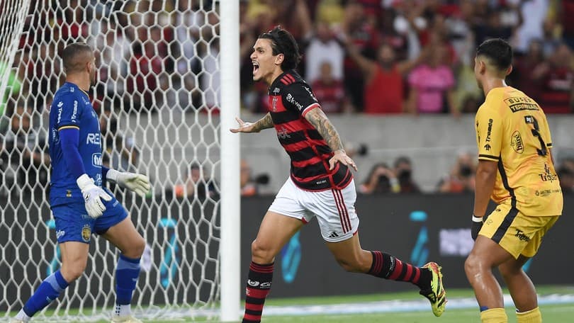Atuações do Flamengo: Viña é o melhor, e Tite, o pior em vitória magra; dê suas notas